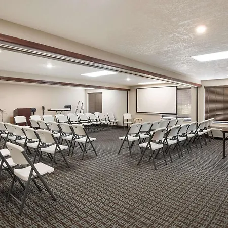 Surestay Plus Hotel By Best Western Coralville Iowa City-3