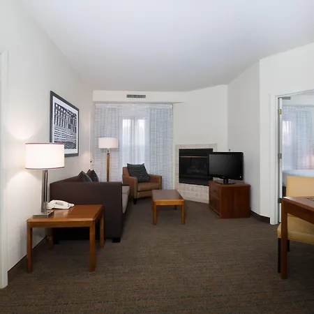 Residence Inn Kansas City Olathe-3