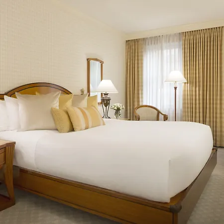 Orchard Hotel-2