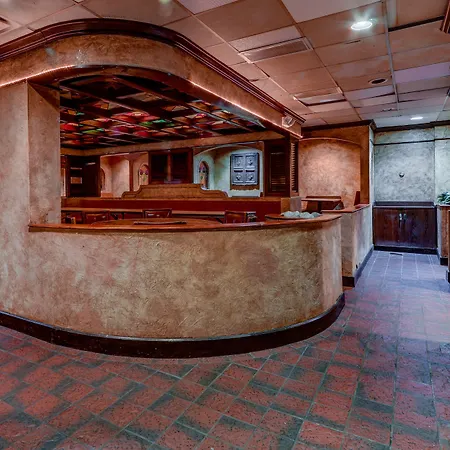 Philly Inn & Suites-2