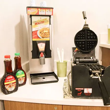 Microtel Inn & Suites By Wyndham Charlotte/Northlake-3