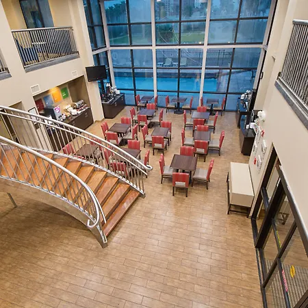 Comfort Suites Beachside-3