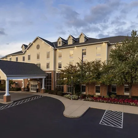Hampton Inn & Suites State College At Williamsburg Square-2