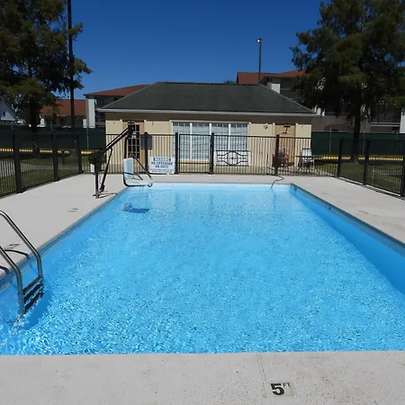 Baymont By Wyndham Lafayette Airport-2