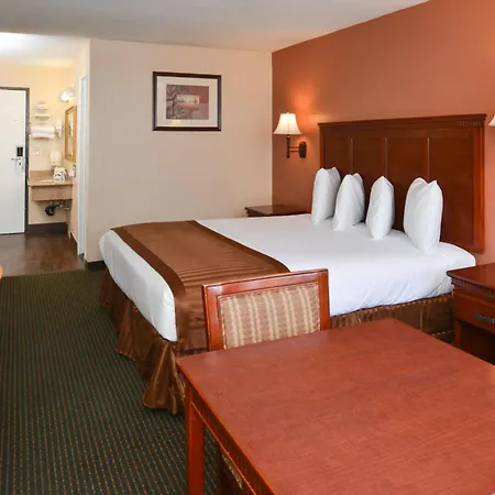 Americas Best Value Inn & Suites-East Bakersfield-3