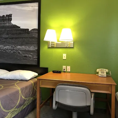 Super 8 By Wyndham Price-3