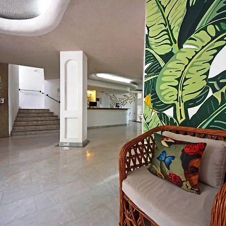 Emperador Vallarta Beachfront Hotel And Suites-2