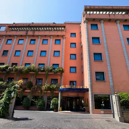 Grand Hotel Tiberio-3