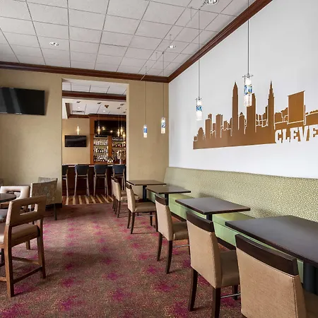 Hilton Garden Inn Cleveland Downtown-3