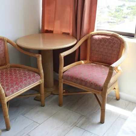 Waikiki Monarch Hotel-2