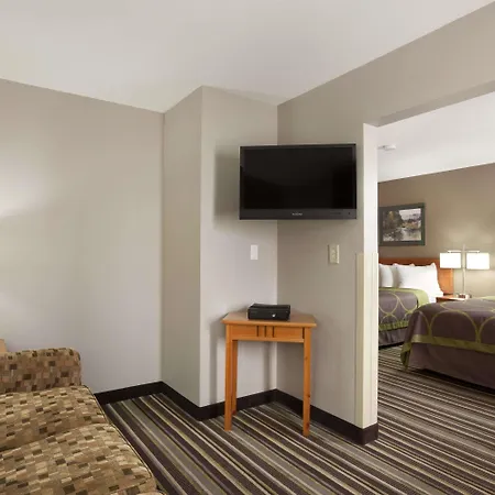 Super 8 By Wyndham Bozeman-3