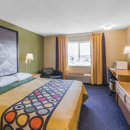 Super 8 By Wyndham Sioux Falls-2