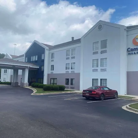 Comfort Inn & Suites Trussville I-59 Exit 141-3