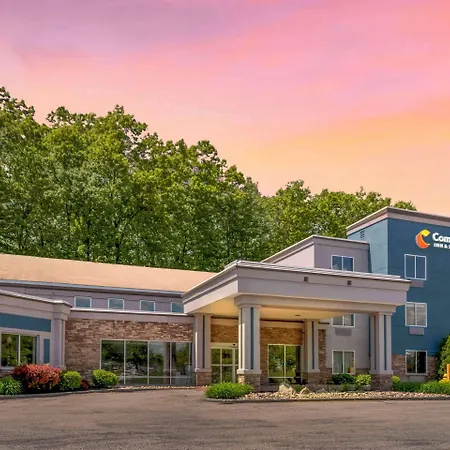 Comfort Inn & Suites Saratoga Springs-3