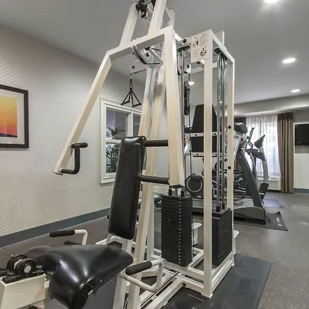 Holiday Inn Express & Suites Cullman-2