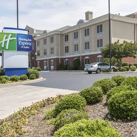 Holiday Inn Express & Suites Cullman-3