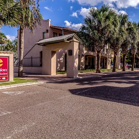 Clarion Inn & Suites At Sharyland Plantation-2