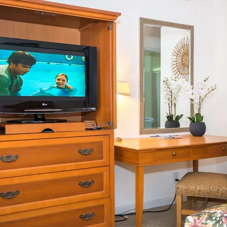 Shore Haven Resort Inn-2