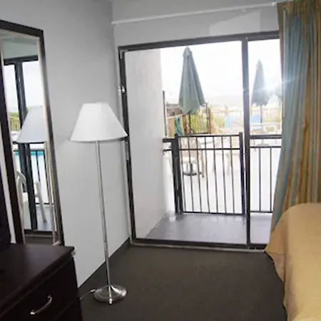 Ocean Plaza Motel-2