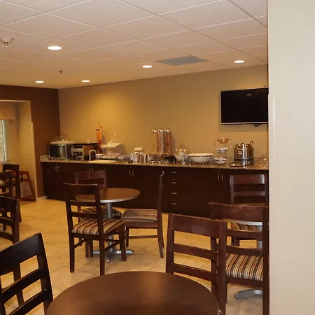 Microtel Inn & Suites By Wyndham Cambridge-3