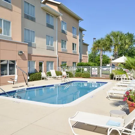 Fairfield Inn And Suites Charleston North/University Area-3