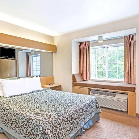 Days Inn By Wyndham Sturbridge-2
