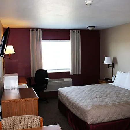 Capri Inn & Suites - Beatrice-2