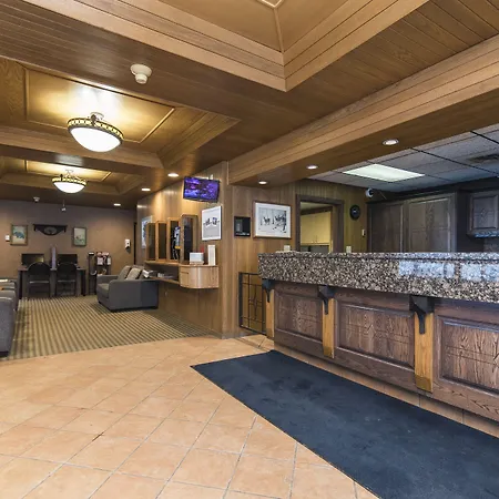 Douglas Fir Resort & Chalets-3
