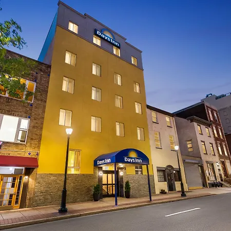 Days Inn By Wyndham Philadelphia Convention Center-3