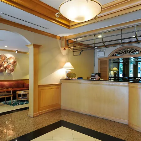 Admiral Suites Bangkok-3