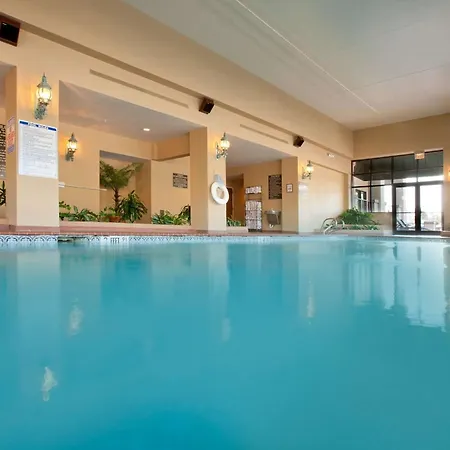 Embassy Suites Northwest Arkansas - Hotel, Spa & Convention Center-3