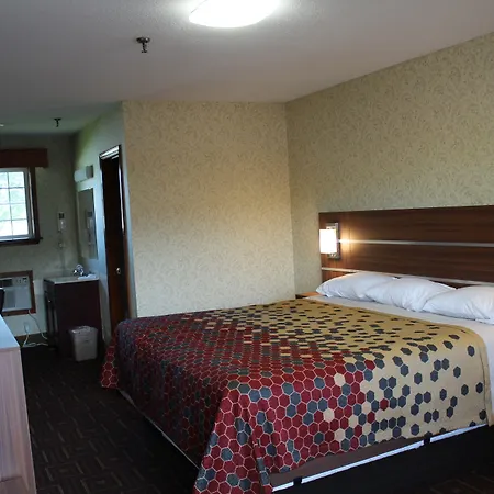 American Inn-3