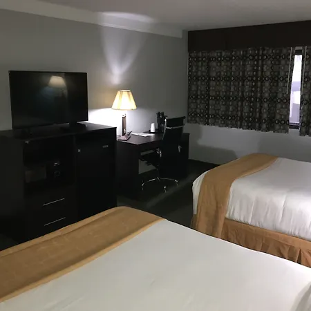 Super 8 By Wyndham Mobile I-65-3