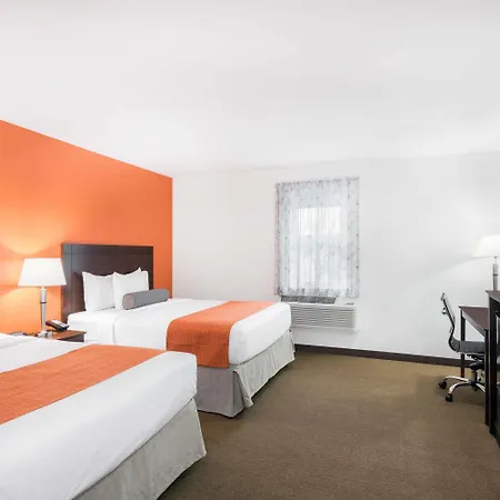 Howard Johnson By Wyndham Quincy/ Boston-3