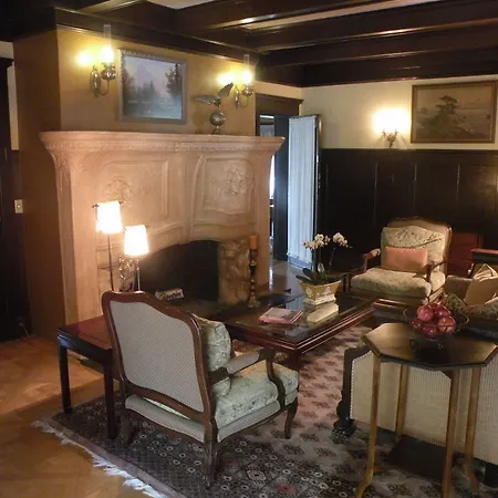 Jackson Court-3