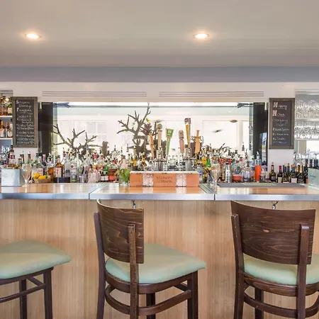 Breakwater Inn-3