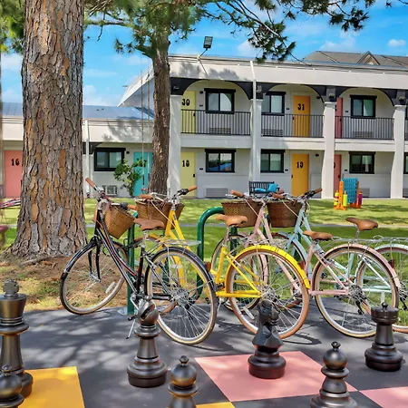 Americas Best Value Inn & Suites-College Station-3