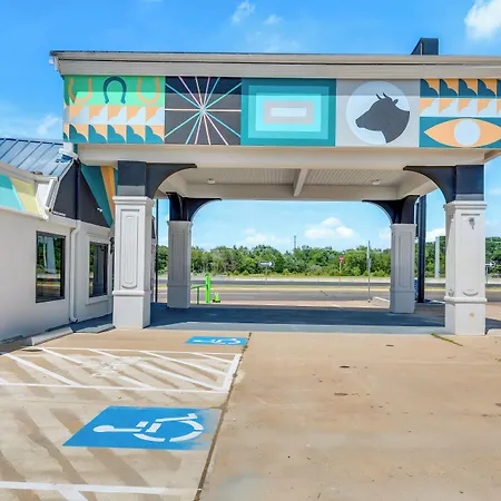 Americas Best Value Inn & Suites-College Station-2