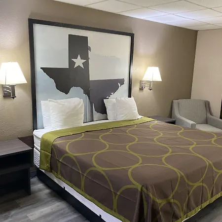 Super 8 By Wyndham Gainesville Tx-3