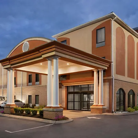 Days Inn & Suites By Wyndham Murfreesboro I-24 East-3