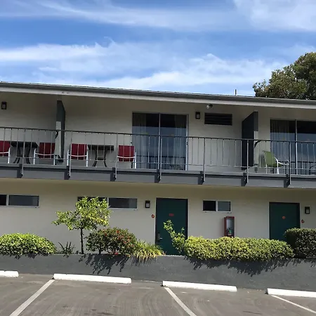 Orange Tree Inn-2