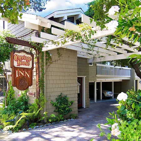 Carriage House Inn-2