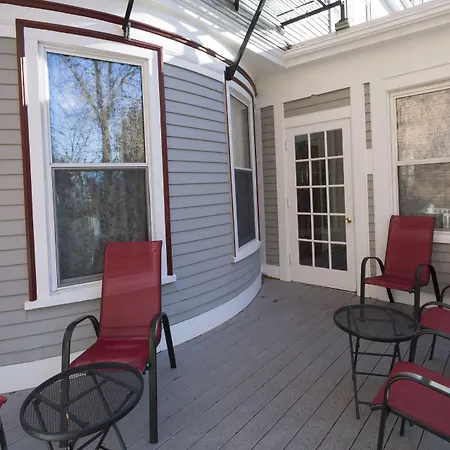 Irving House At Harvard-3