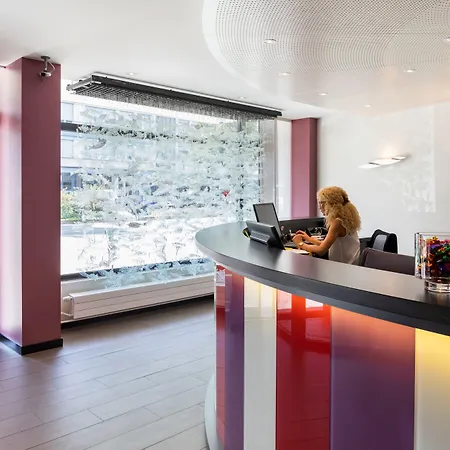 Hotel Les Nations-3