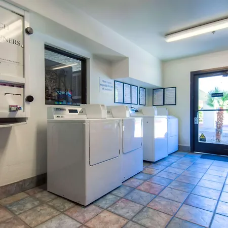 Motel 6-Palm Springs, Ca - Downtown-3