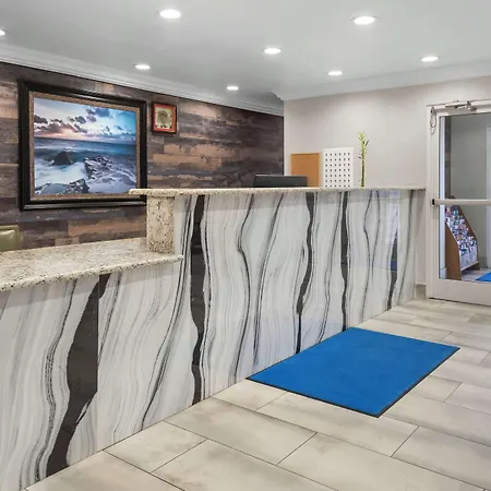 Surestay Plus By Best Western Fort Worth Benbrook-3