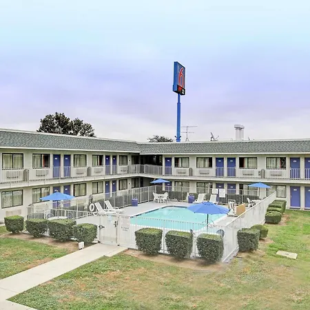 Motel 6-San Marcos, Tx-2