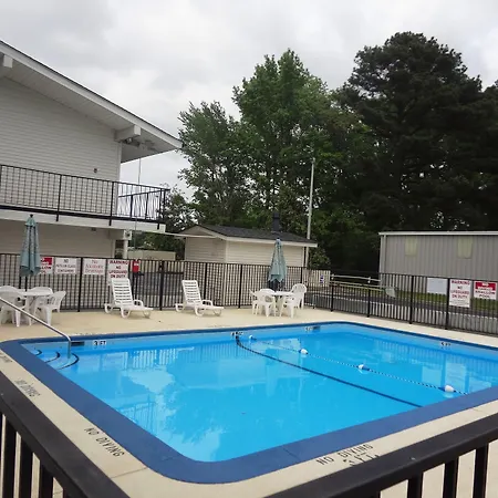 Americas Best Value Inn - Goldsboro-2
