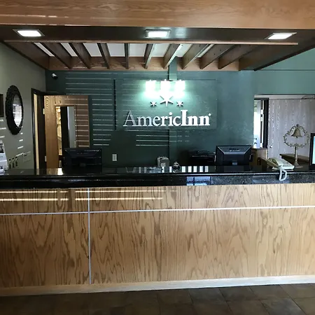 Americinn By Wyndham West Bend-3