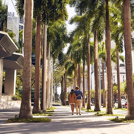 Four Seasons Hotel Miami-3